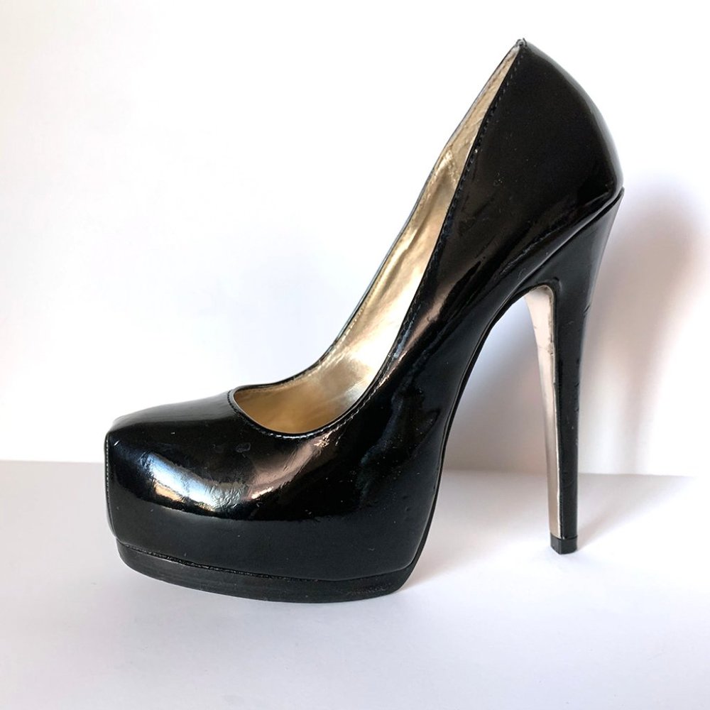 Steve Madden P-Kyle Black Platform Pumps 5.5